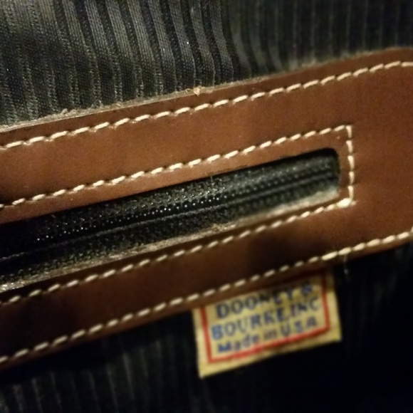 Dooney $ Bourke Purse - Picture 2 of 2